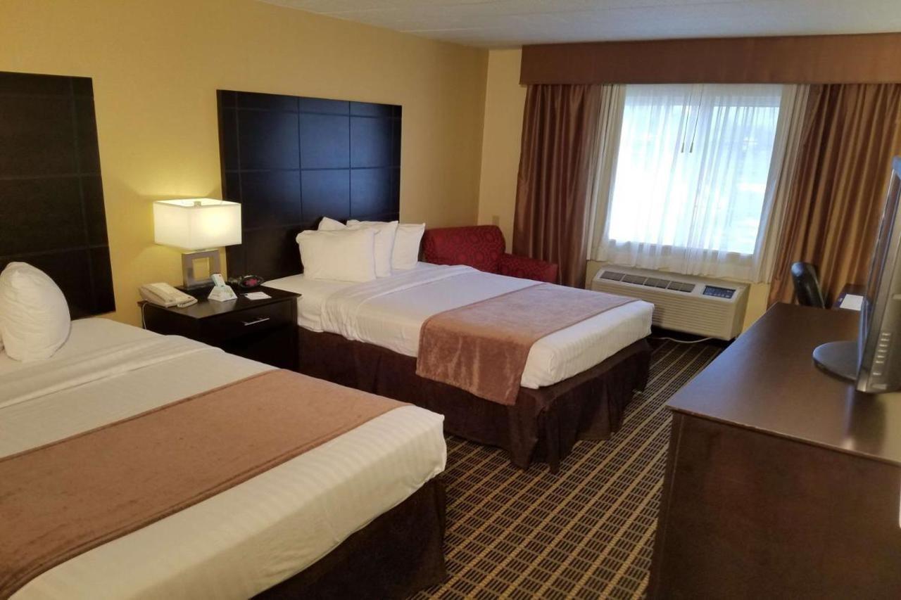 Quality Inn & Suites Morgantown - University Area Dış mekan fotoğraf