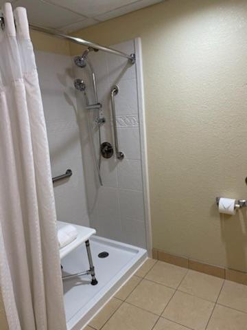 Quality Inn & Suites Morgantown - University Area Dış mekan fotoğraf
